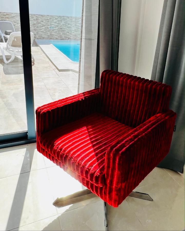Fashion Vivalavida, Private Pool X Parking Playa Blanca (Lanzarote)
