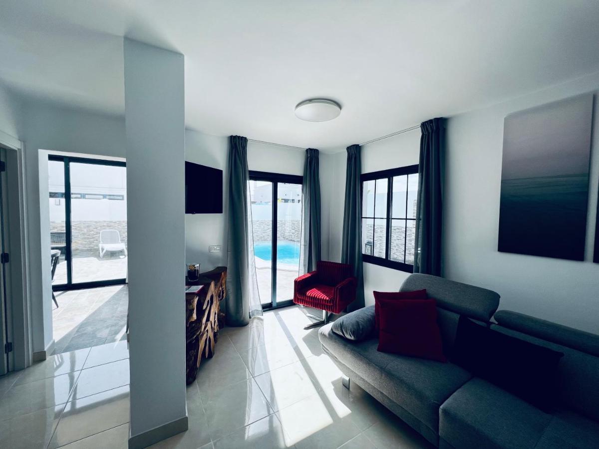 Fashion Vivalavida, Private Pool X Parking Playa Blanca (Lanzarote)