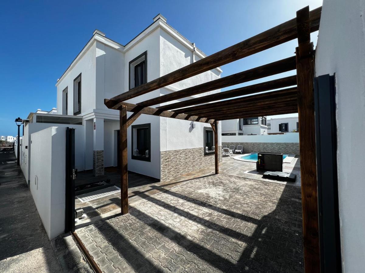 Fashion Vivalavida, Private Pool X Parking Villa *