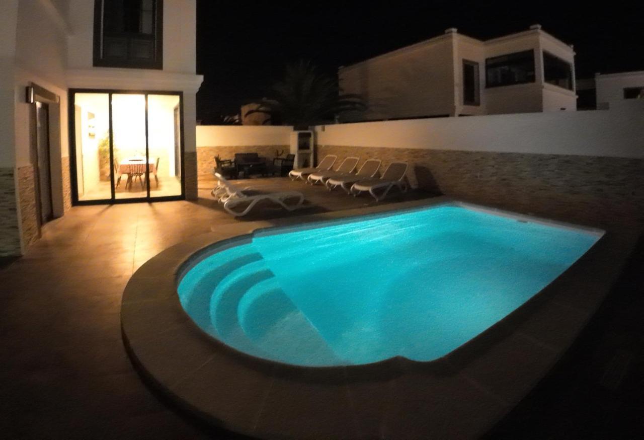 Fashion Vivalavida, Private Pool X Parking Playa Blanca (Lanzarote)