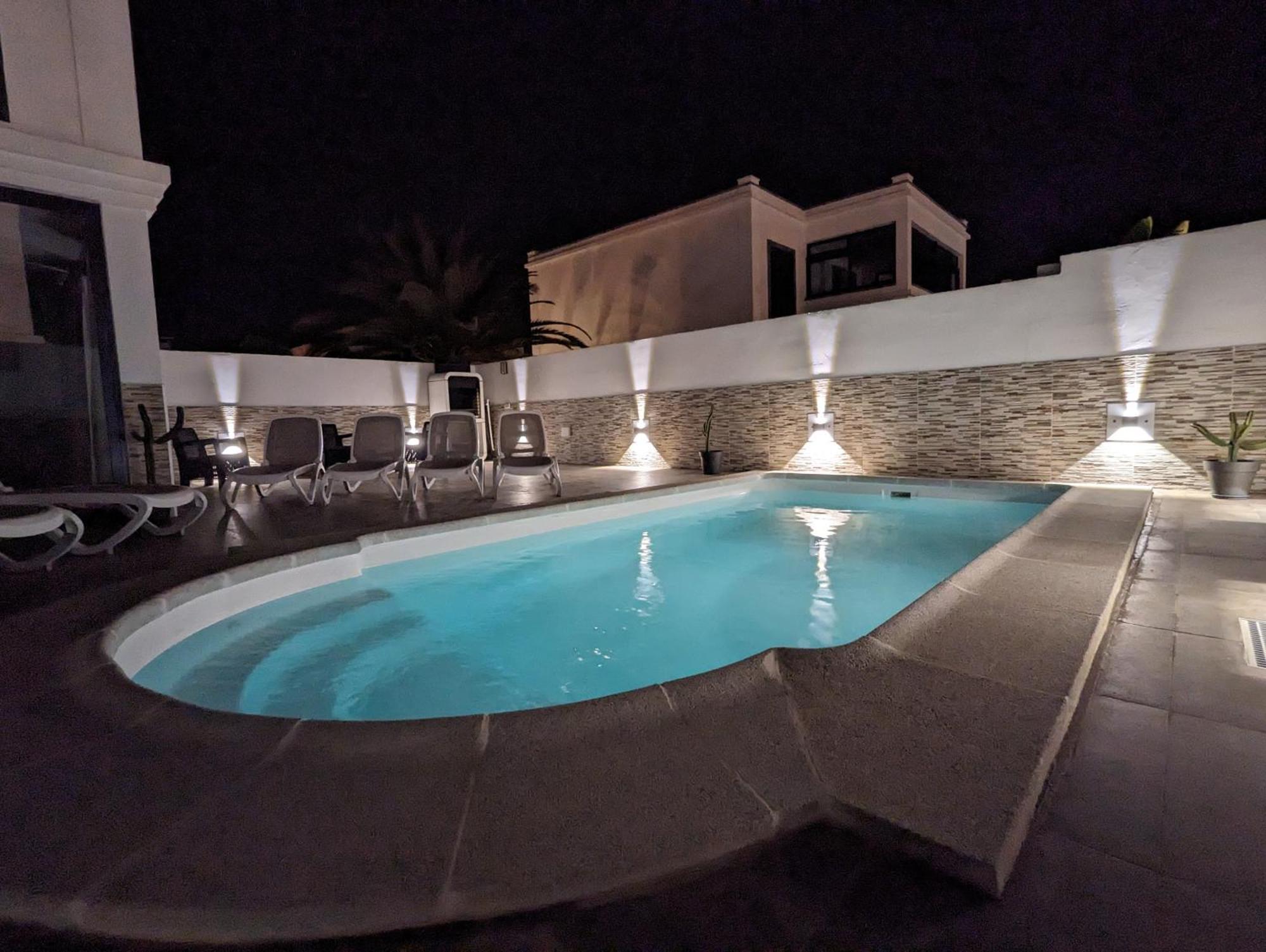 Fashion Vivalavida, Private Pool X Parking Villa Playa Blanca (Lanzarote)